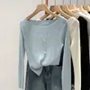 Top de punto liso de manga larga con hombros descubiertos para mujer, nuevo suéter base semitransparente de corte ajustado Otoño/Invierno 2025