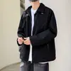 Jaqueta retro estilo workwear 2026 nova para homens, uma jaqueta curta estilosa e descolada com um toque de luxo, perfeita para primavera e outono, com gola lapela e design de jaqueta de baseball