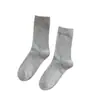Calcetines grises de media pantorrilla para mujer para primavera y otoño, calcetines holgados de algodón puro estilo Miu, calcetines largos versátiles estilo coreano ins para verano