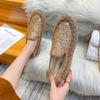 Zapatos peludos para ropa exterior de invierno para mujer 2024 Selecciones de influencers de invierno Zapatos cálidos con suela gruesa tipo gorro para mujer Talla grande Zapatos tipo pala para mujer con suelas suaves