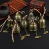 Campana de Viento Colgante para Coche de Metal Figura Creativa de Pez Figura de Dragón Patrón de Elefante Decoración Colgante Manualidades Manualidades Manualidades de Metal