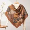 Lenço Quadrado Fino de Seda e Lã para Primavera e Verão o Ano Todo Feminino 200 Xale Étnico Lenço para Ar Condicionado Feminino Customização de Fábrica
