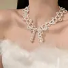 Delicado Collar Trenzado de Perlas Estilo Chanel con Diseño Único, Cadena para Clavícula con Lazo Hecho a Mano, Cadena para el Cuello de Alta Gama