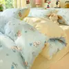 Conjunto de quatro peças de gaze dupla camada fofa de alto peso com bolinhas de desenho animado fofas, lençol e capa de edredom para dormitório estudantil