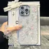 Adecuado para funda de teléfono móvil Apple 15Promax Iphone16 Hermoso patrón de concha Flores pequeñas frescas 12 Modelo de mujer 11 Autoadhesivo