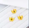 Nuevo Modelo Collar de Mariposa de Cobre Chapado en Oro con Textura Cepillada y Pedrería, Colgante de Mariposa Hueca, Venta al por Mayor desde el Fabricante