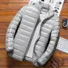 Chaqueta Ligera de Algodón con Relleno de Algodón Corta para Hombre 2023 Otoño e Invierno Nueva Moda Coreana Cuello Elegante Juventud Chaqueta Ultradelgada
