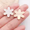 20 Caixas de Presente de Papai Noel e Floco de Neve Rosa e Branco Pingentes de Liga de Metal com Óleo Gotejante Pingentes DIY Acessórios para Joias de Pulseira