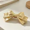Grampo de Cabelo com Design Dourado e Mola para Mulheres, Grampo de Cabelo Elegante e da Moda de Alta Qualidade, Presilha Lateral para Prender Fios Soltos
