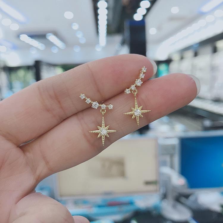 星芒耳钉