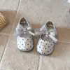 Sapatos de couro infantis, sapatos casuais versáteis estilo coreano, sapatos de couro para meninas, sapatos de princesa, sapatos de primavera e outono para meninas, sapatos de performance com laço e sola macia