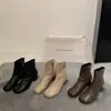 Botas de Cano Curto com Salto Grosso Novas 2026, Bico Quadrado Retrô, Zíper Lateral, Design de Nicho Chelsea, Botas de Salto Alto Emagrecedoras e Versáteis para Mulheres