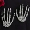 Garras de Esqueleto de Halloween Casa Assombrada Sala Secreta Bar Decoração de Horror Adereços Pingente de Pegadinha Acessórios Mão de Fantasma
