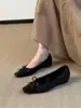 Punta cuadrada bajo 2026 bailarinas evening lazo boca poco profunda zapatos de una sola pieza tacón suave brisa nocturna nuevo mujer francés retro