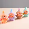Fofo Artesanato de Resina de Caixa Surpresa Carro de Brinquedo da Moda Decoração de Escritório Pingente de Chaveiro Estrela de Pelúcia Segurando Flor