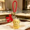 2027 Año del Cordero Llavero Dorado Colgante Encanto para Bolso Caja de Regalo Tienda de Oro de Negocios Regalo Pequeños Regalos Al por Mayor