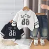 Nueva Ropa de Primavera y Otoño para Niños Sudadera con Cuello Estampado de Letras Conjunto Elegante para Niños y Niñas, Dos Piezas al por Mayor