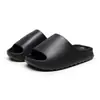 Chanclas de Coco 2025 Nuevo Modelo para Hombre Verano Antideslizantes Sandalias de Exterior para Mujer Pareja Chanclas de Coco Suave Eva