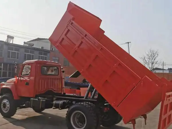 矿用四驱车1.jpg