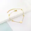 Pulsera Minimalista Hueca Estilo Ins de Flor de Durazno de Moda para Mujer, Acero Inoxidable de Lujo Ligero Pulsera de Joyería de Moda de Gama Alta