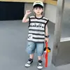 Conjunto de Verano para Niños con Conjunto de Chaleco a Rayas, Elegante Conjunto Casual Delgado de Dos Piezas para Niños, Ropa de Calle de Moda para Niños Pequeños
