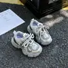 Zapatos infantiles estilo otoño 2025, zapatos de papá modernos y cómodos para niños y adolescentes, zapatillas deportivas de moda para niñas, padres e hijos y estudiantes