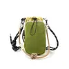 Bolsa casual versátil para mulheres, novo modelo 2026, bolsa de ombro única leve e simples para celular, bolsa transversal de nicho para viagem com porta-garrafa