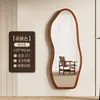 Espejo de cuerpo entero estilo vintage, espejo de pie para uso doméstico, popular espejo de pared, espejo de alta gama con forma única