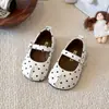 Zapatos Mary Jane de Cuero con Lunares para Niña, Zapatos Bajos de Punta Dividida para Primavera y Otoño con Hebilla, Lindos Zapatos de Princesa para Niña Pequeña