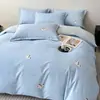 Conjunto de cama estampado em algodão escovado, espesso e quente, conjunto de três ou quatro peças em algodão puro, adequado para dormitórios e pousadas, disponível para dropshipping
