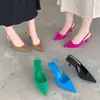 Zapatos de tacón medio de punta fina estilo stiletto, primavera 2026, nuevos estilos, sandalias de punta cerrada con talón descubierto, zapatos de tacón alto, zapatos verdes para mujer, estilo coreano