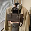 Bolsa Quadrada Pequena de Design de Nicho Transfronteiriça Novo Estilo Outono e Inverno Bolsa de Ombro Casual Versátil Bolsa Transversal Moda Pequena Bolsa