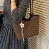 Bolsa Tote de Cuero Suave de Gran Capacidad 2026 Bolso de Moda Simple de Lujo Ligero Bolso de Mano Nuevo Bolso Versátil para Viajes Diarios para Mujer Hombro Único