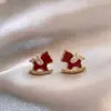 Brincos de Pônei Vermelho Voador com Microincrustação para o Ano do Zodíaco para Mulheres, Brincos Populares de Luxo de Alta Qualidade, Acessórios de Orelha Festivos de Ano Novo