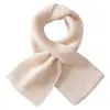 Nueva colección de otoño e invierno: Bufandas de punto de cachemira de color liso para hombres y mujeres, versátiles y a la moda, con un diseño perforado de punto cruz