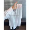 Top fino estilo coreano com vazados e manga longa para homens e mulheres, casual de outono, respirável, solto, estiloso, versátil e moderno