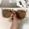 Gafas de sol de marca de moda estilo K, co-branded, para caras grandes, gafas con efecto adelgazante para mujer, protección UV, nuevas y populares en Ins 2025