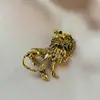 Broche de Lapela Retro Personalidade Europeia e Americana Cabeça de Leão para Homens e Mulheres Acessórios de Medalha Decorativa Ocidental
