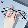 Óculos para Miopia Estilo Novo para Estudantes Masculinos e Femininos Podem Ser Equipados com Lentes Planas Myopia Simples Anti Luz Azul Armação Redonda Retrô Literária