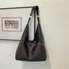Bolsa Tote Studded Moda Coreana Feminina Novo Estilo Retro Versátil Bolsa Saco Grande Capacidade Para o Trabalho Ombro Único Bolsa de Axila