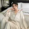 Novo Conjunto de Pijama Feminino Estilo Chinês Retrô com Estampa de Seda Gelada para Primavera e Outono, Amigo da Pele, Confortável, Manga Longa, Calça Longa, Roupa de Casa