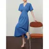 Vestido de Manga Curta com Toque de Luxo Leve e High-End, Novo Estilo de Verão, Vestido Evasê que Marca a Cintura e Emagrece, Fornecimento Direto e Distribuição Transfronteiriça