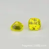 Yag Amarelo Cultivado em Laboratório (Granada de Alumínio Ítrio Amarela) com Fluorescência, Gema Amarela em Forma de Diamante com Base Pontiaguda Facetada