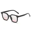 Nuevas Gafas de Sol Rosas para Mujer Marco Degradado Té Negro Gafas Sencillas Artefacto Gafas de Sol Calientes de Tiktok para Pareja