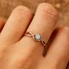 Anillo de Plata Art Source S925 Plata Pura Estilo Francés Clásico Lujo Ligero Fila Cruzada de Diamantes, Anillo de Moda Versátil para Mujer