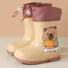 Novas Galochas Infantis Cartoon Capivara Tendência, Botas Fofas Impermeáveis e Antiderrapantes para Meninos e Meninas, Adequadas para Todas as Estações