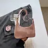 Bolso de Gran Capacidad para Mujer, Nuevo Modelo de Primavera 2026, Bolso de Hombro y Axila de Alta Gama y Exquisito, Bolso Cruzado Atractivo para el Trabajo