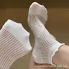Calcetines Cortos de Encaje Hueco Finos de Verano para Mujer, Malla Transpirable Absorbente de Sudor, Calcetines Tipo Barco Simples Versátiles de Moda