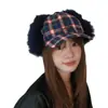 Sombrero Lei Feng de Felpa a Cuadros para Mujer, Diseño de Nicho Hecho a Medida de Fábrica, Versátil, Cálido, Protección para los Oídos, Moda Otoño e Invierno