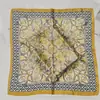 Pañuelo cuadrado estampado de leopardo bufanda coreana femenina de seda versátil pañuelo para el pelo bufanda retro flor de anacardo pañuelo cuadrado pequeño venta al por mayor